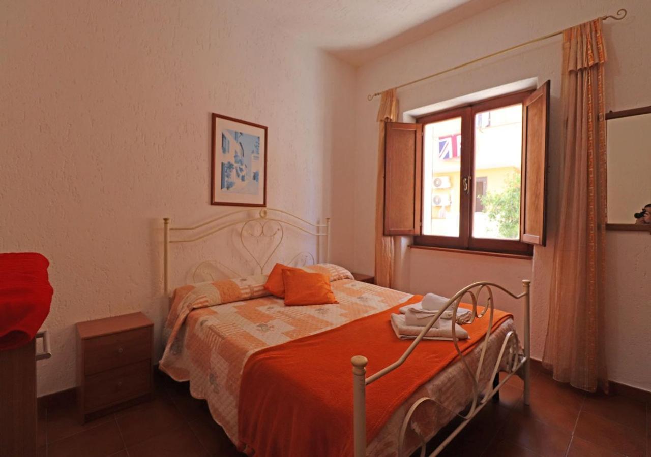 Casa Silvana La Maddalena  Bagian luar foto